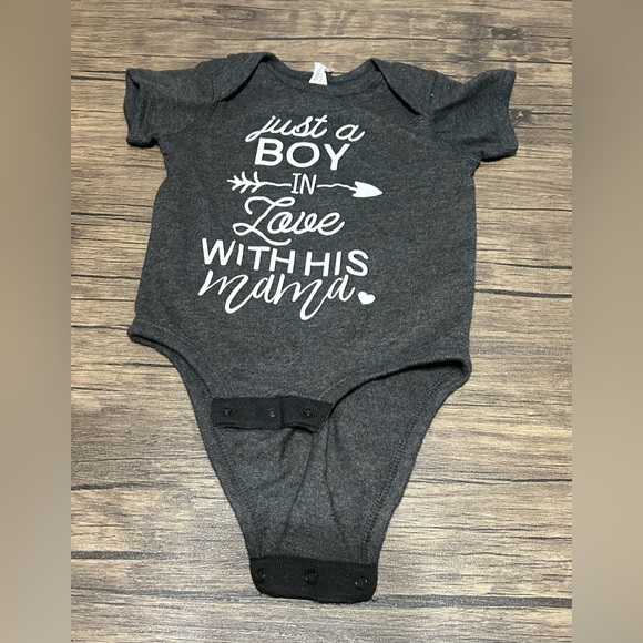 Rabbit Skins 12 Months Graphic Onesie - Picture 1 of 3